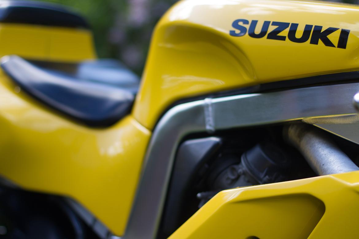 Suzuki GSX-R 400 R billede 7