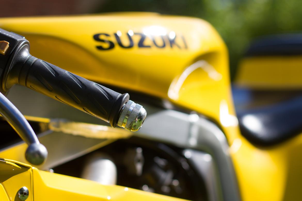 Suzuki GSX-R 400 R billede 13