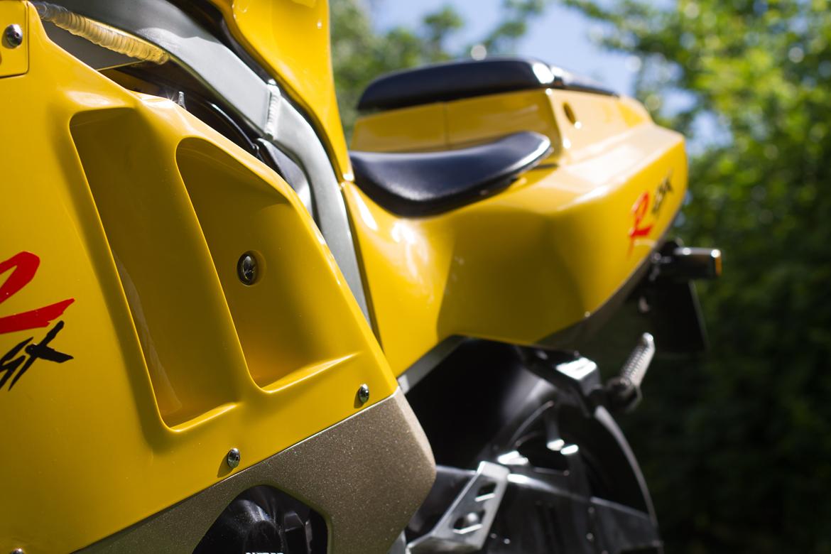 Suzuki GSX-R 400 R billede 17