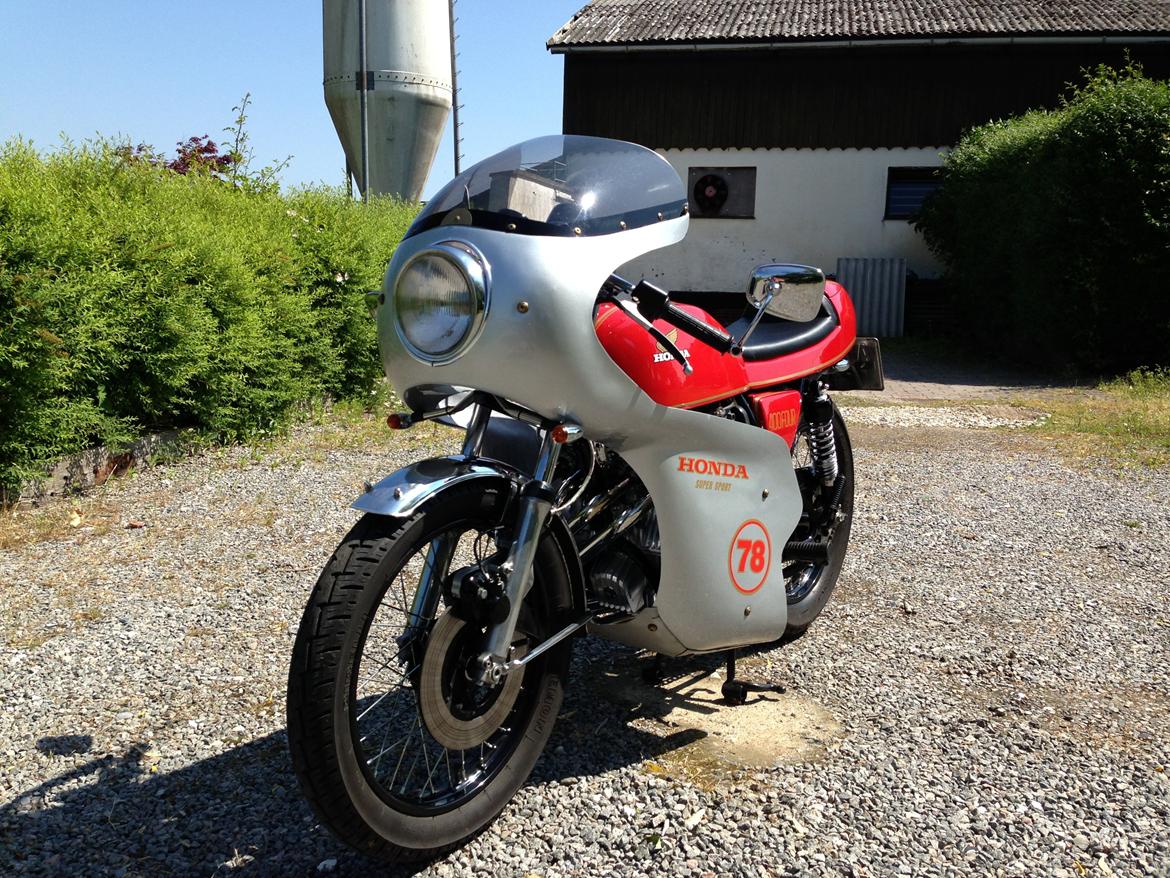 Honda CB 400 Four - SOLGT billede 2