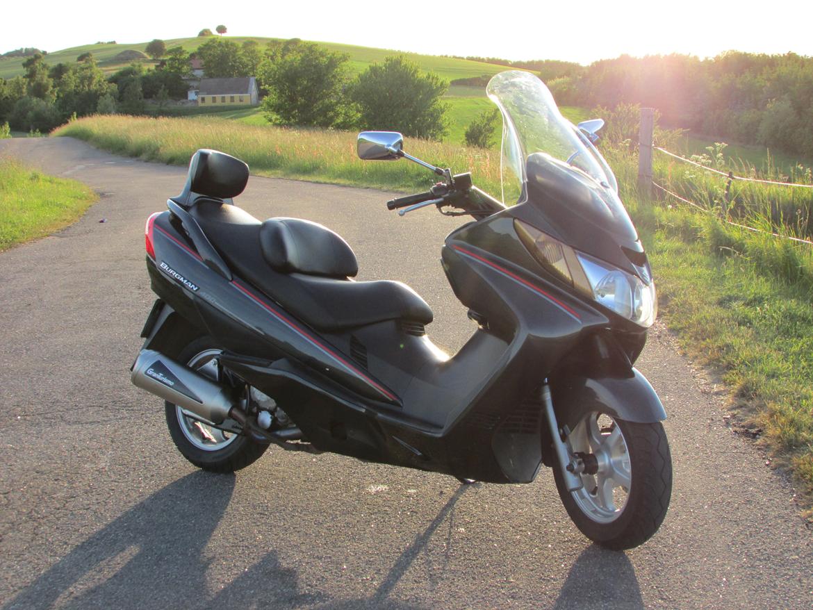 Suzuki Burgman an 400 k5 BW billede 1
