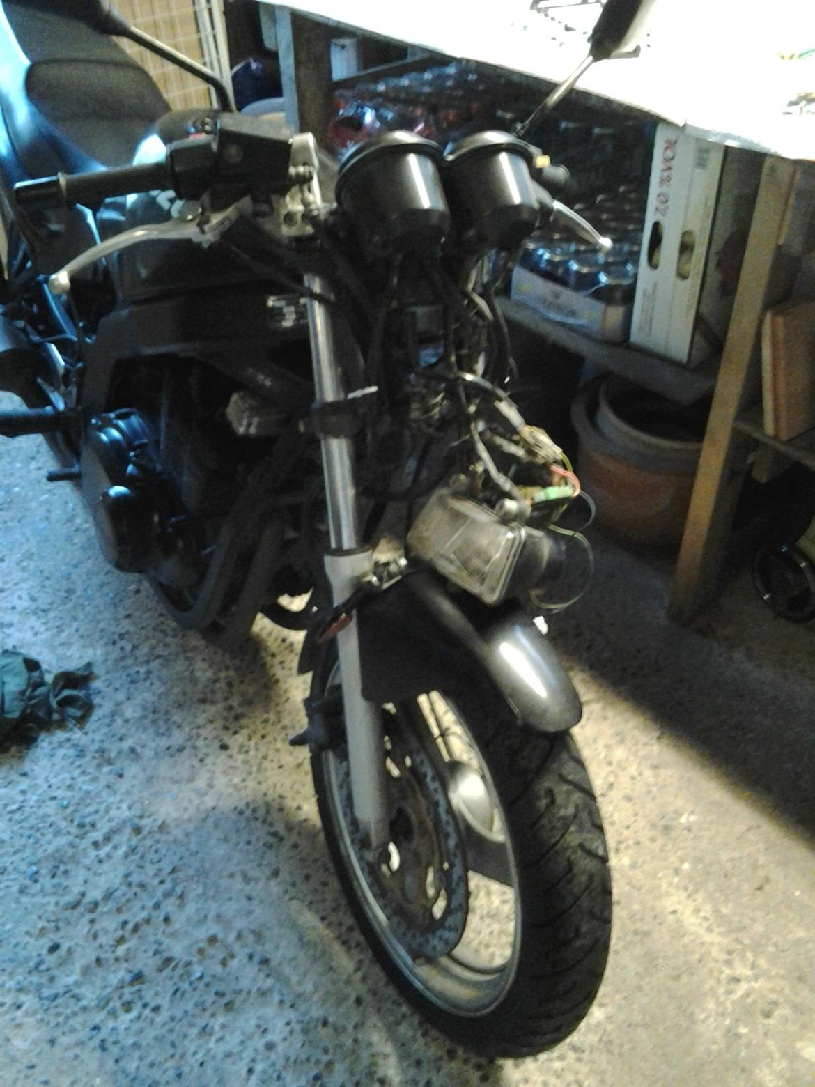 Suzuki gs500e billede 4