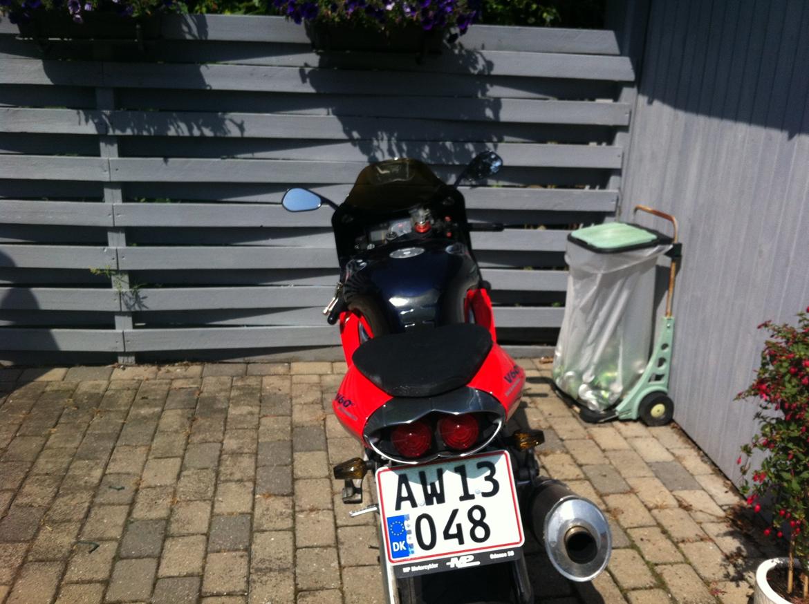 Aprilia rsv mille billede 4