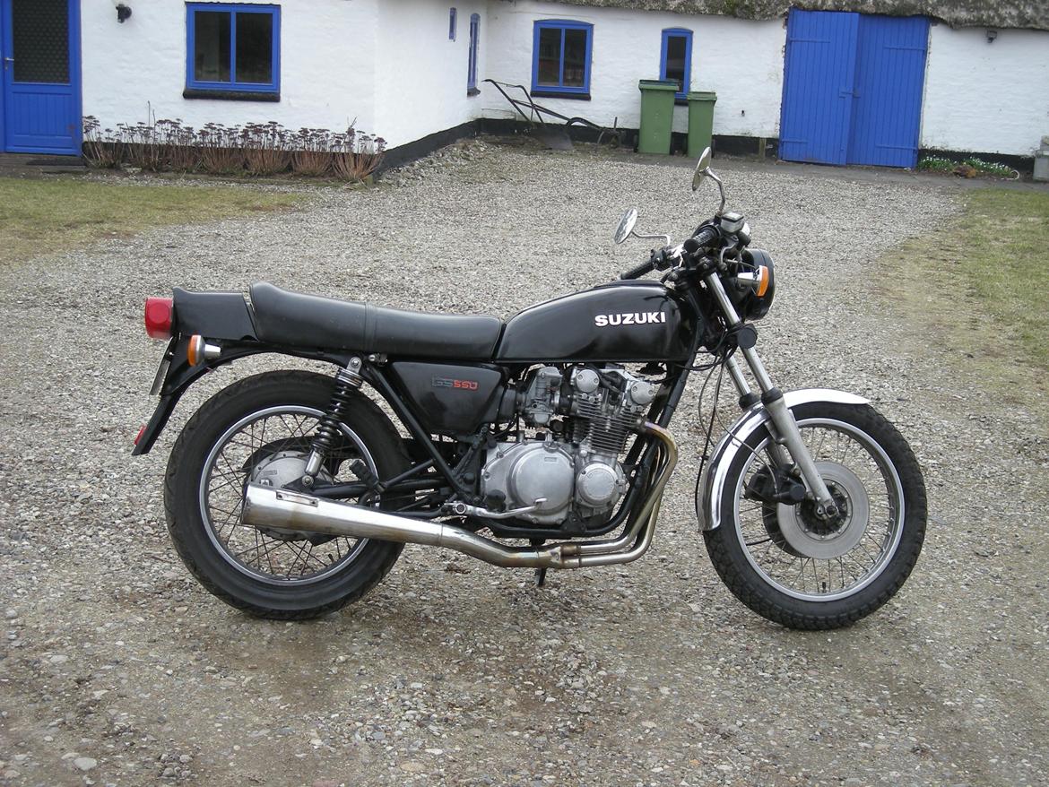 Suzuki GS550  (cafe/rat) solgt billede 16