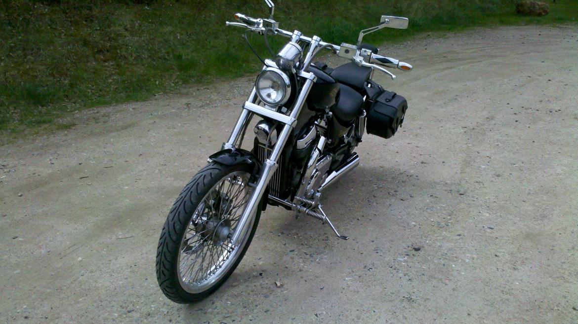 Suzuki VS 750 Intruder billede 3