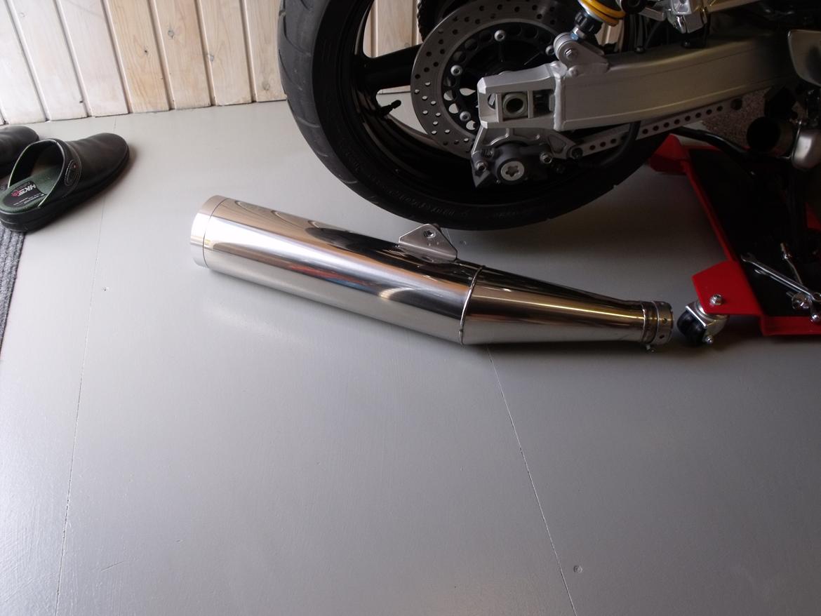 Yamaha XJR 1300 - Original udstødning vægt 6 kg. Væk med den !! billede 13