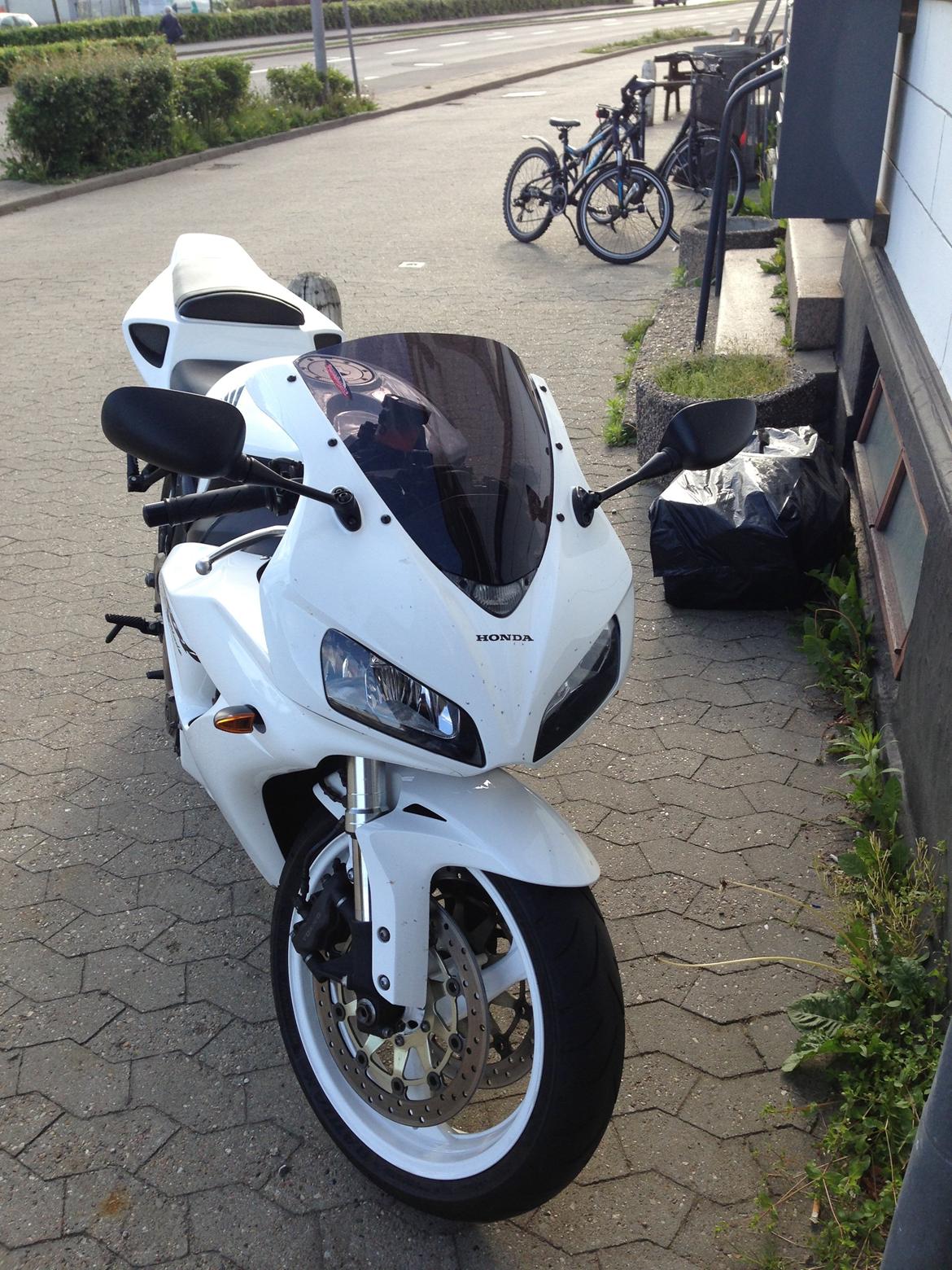 Honda Cbr 1000 rr fireblade  billede 4