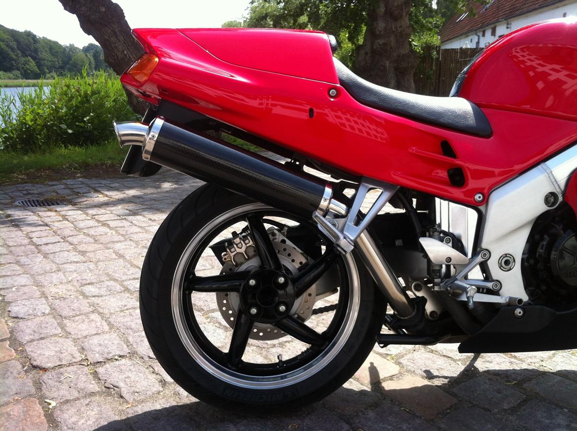 Honda VFR 750 RC36-2 billede 8