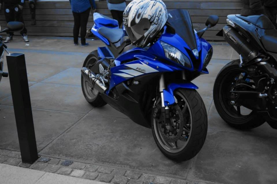 Yamaha R6 billede 1