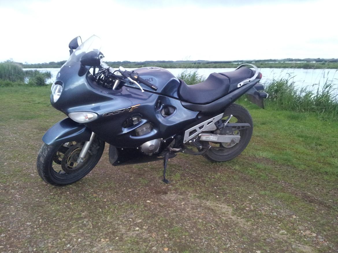 Suzuki gsx 750 f billede 3