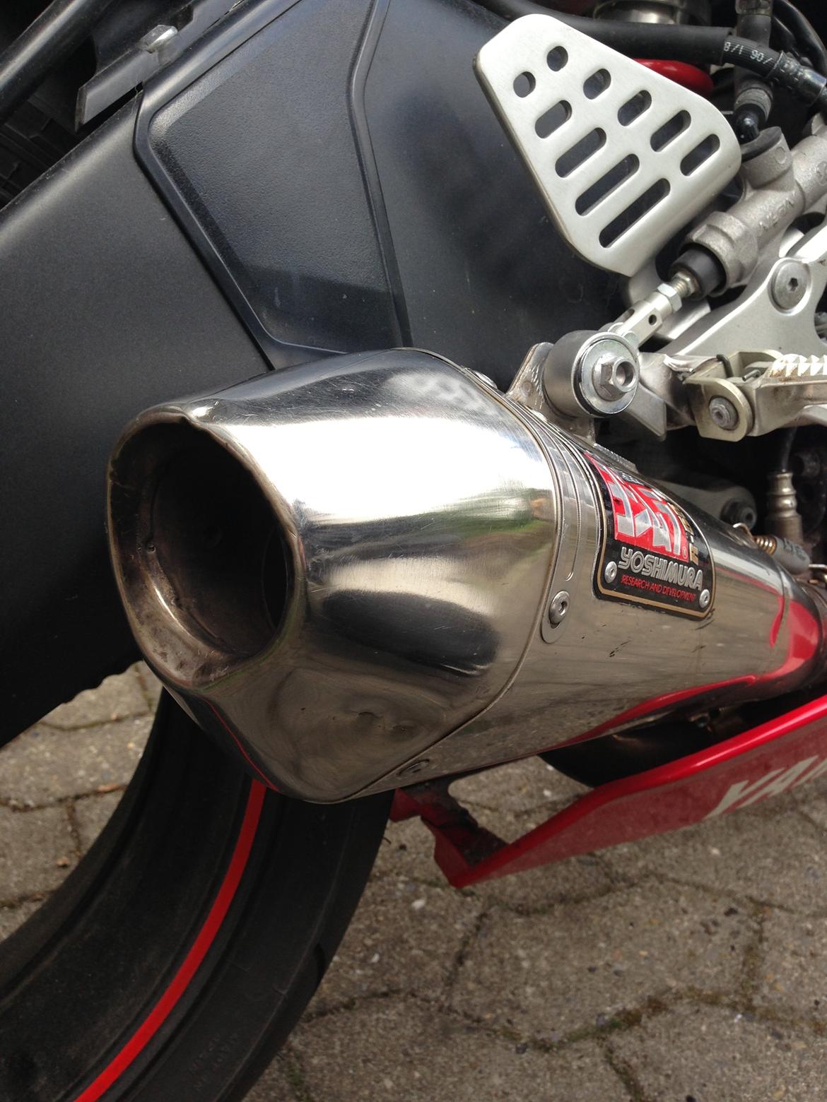 Yamaha YZF R6 billede 1