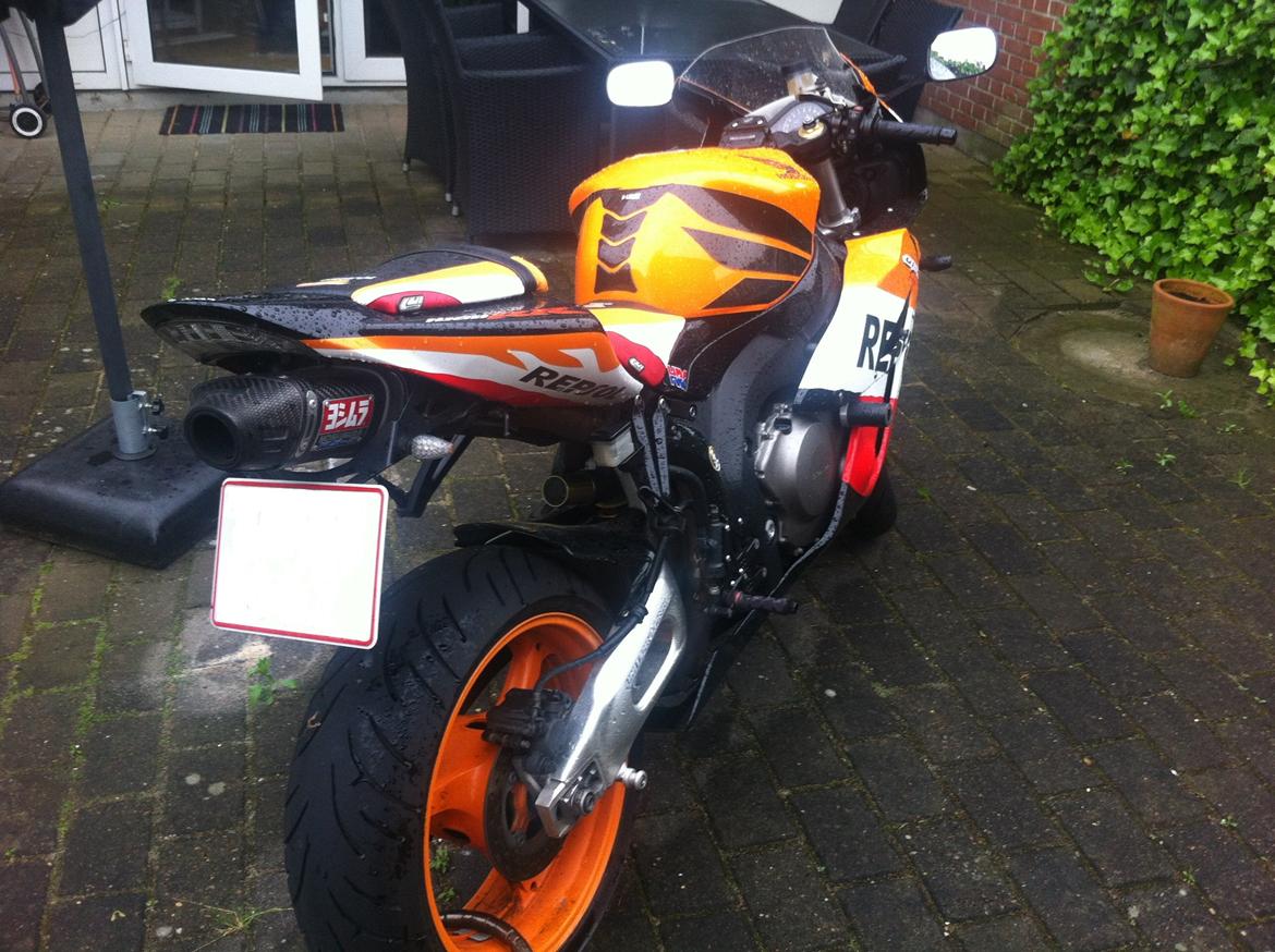 Honda CBR 1000 RR Repsol billede 3