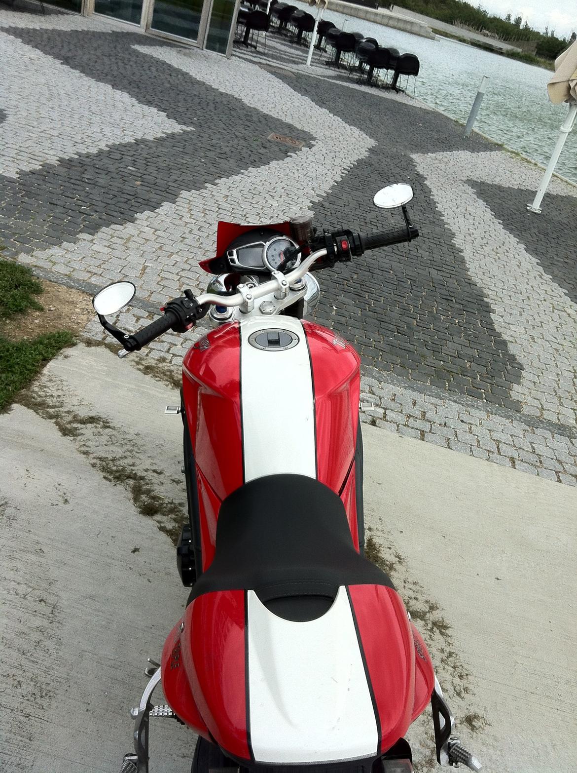 Triumph Speed Triple SE (STJÅLET) billede 8