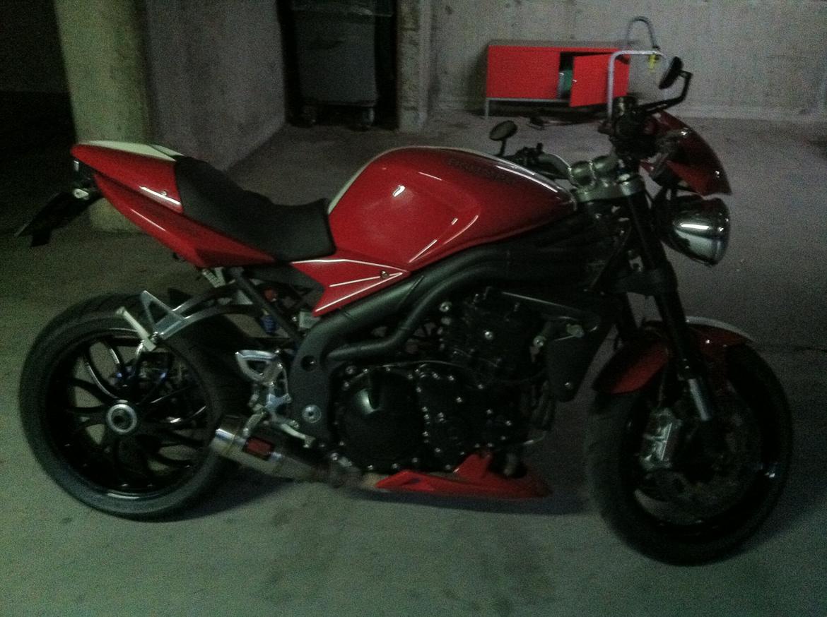 Triumph Speed Triple SE (STJÅLET) billede 9