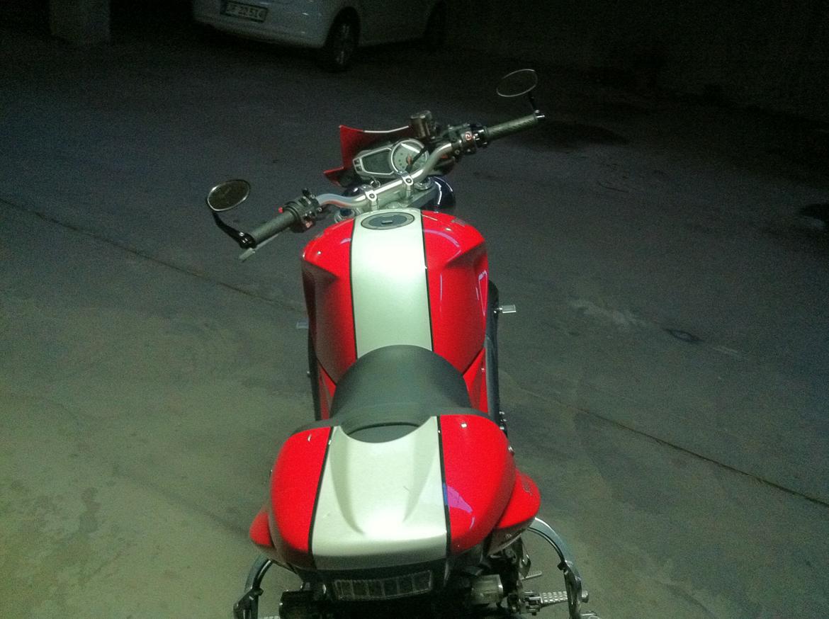 Triumph Speed Triple SE (STJÅLET) billede 17