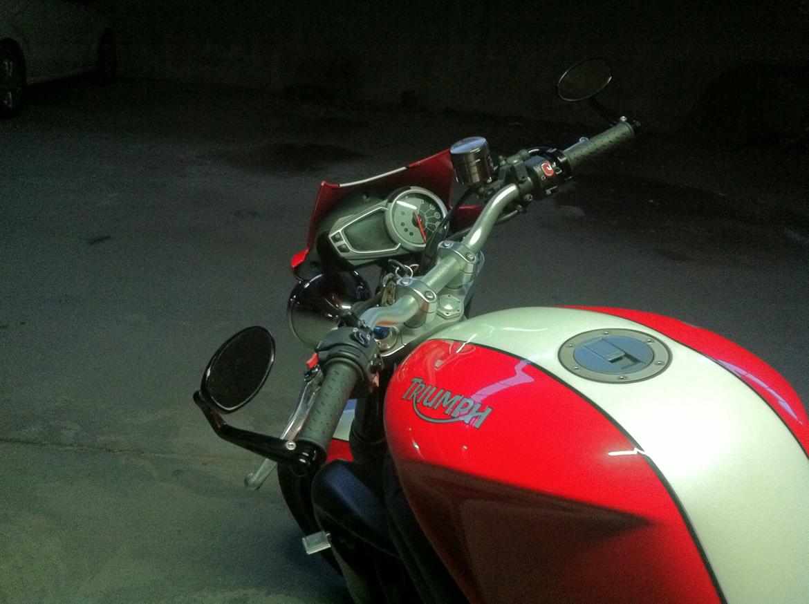 Triumph Speed Triple SE (STJÅLET) billede 18