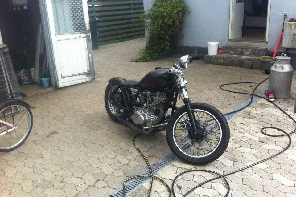 Suzuki GS 400 Bobber billede 13