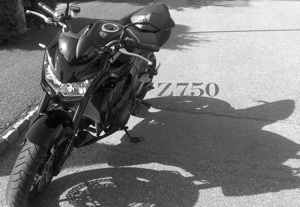 Kawasaki z750 ABS Solgt - Ser os fed ud uden vindskærmen billede 13