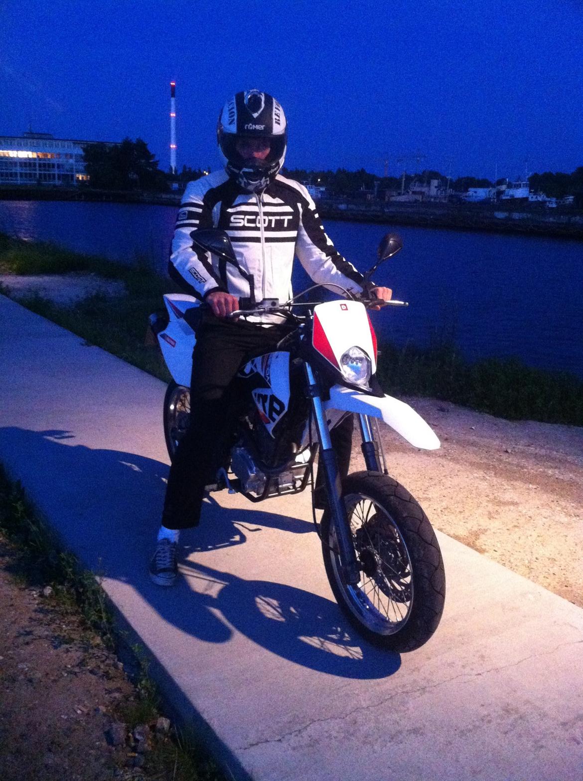 Derbi senda baja 125 super motard billede 12