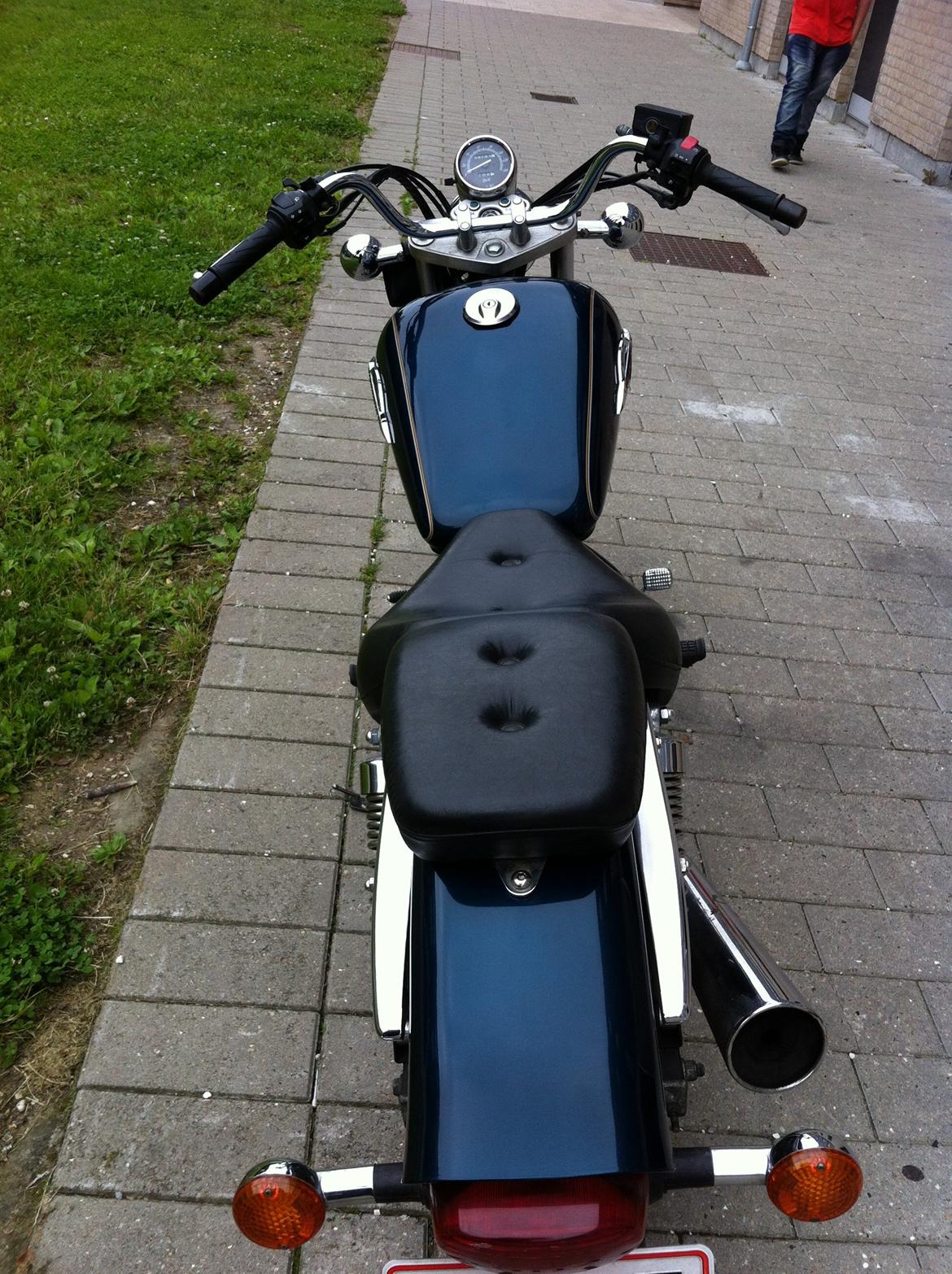 Suzuki GZ 250 Marauder billede 4