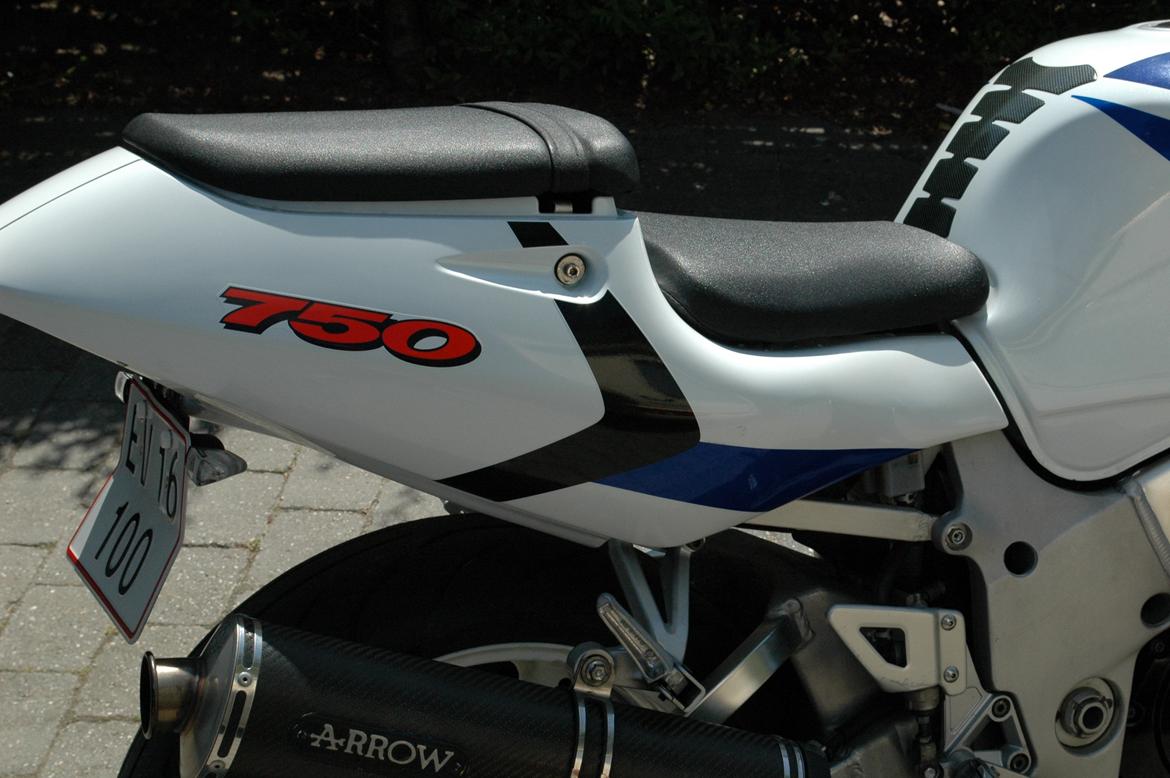 Suzuki GSX-R 750 SRAD (X) billede 5