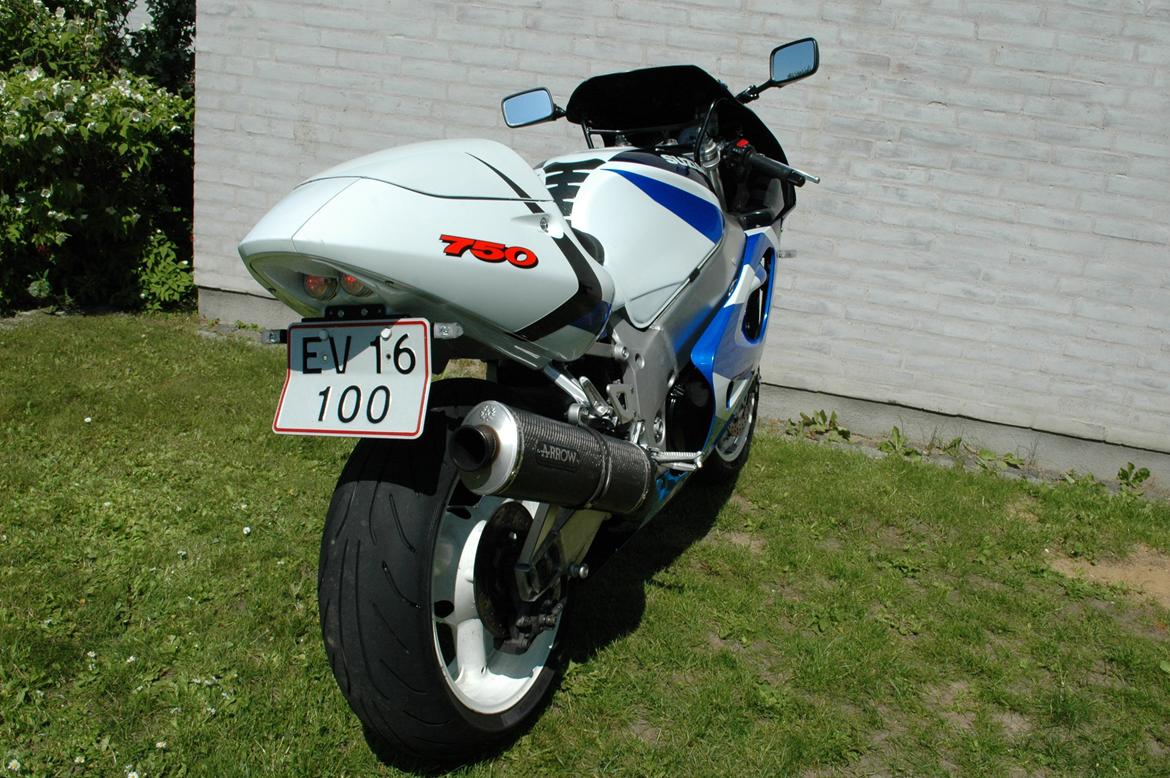 Suzuki GSX-R 750 SRAD (X) billede 13