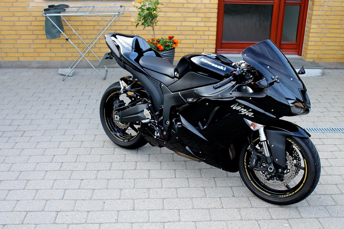 Kawasaki Ninja ZX6R - The Black Pearl!!! billede 1