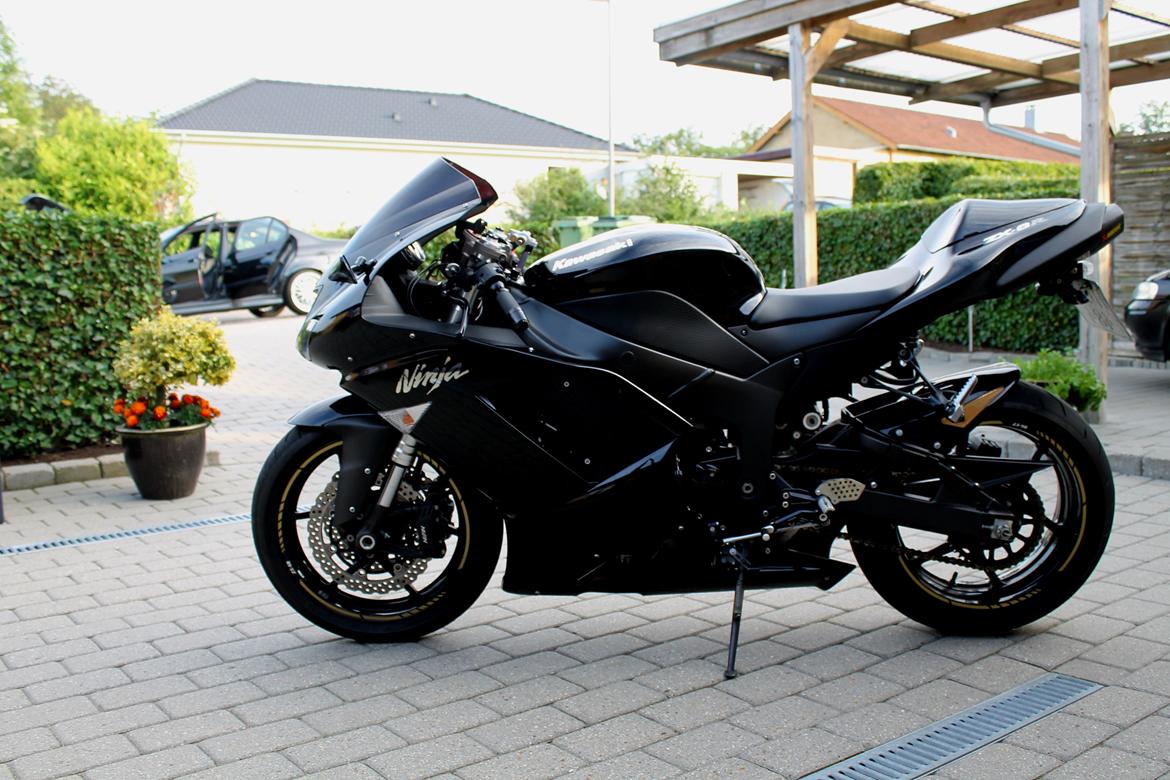 Kawasaki Ninja ZX6R - The Black Pearl!!! billede 8