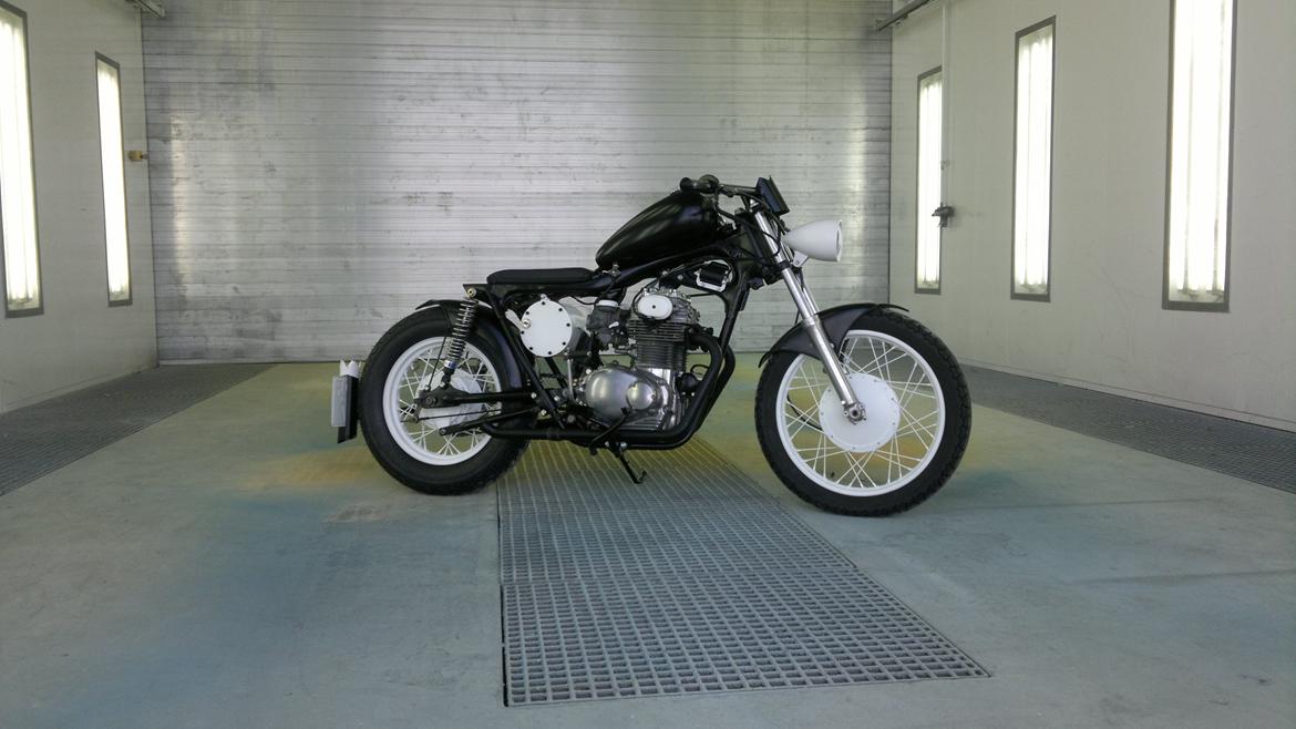 Honda CB350 Twin Bobber billede 1