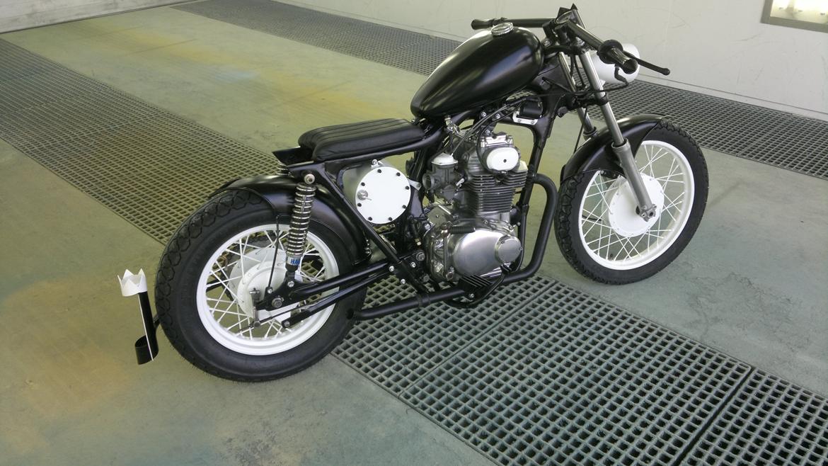 Honda CB350 Twin Bobber billede 2