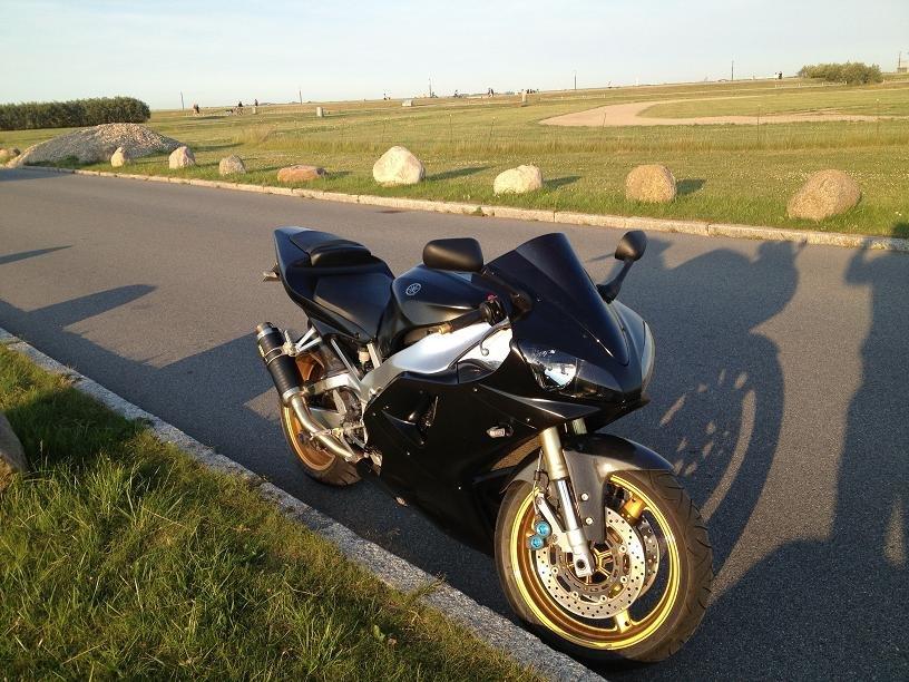 Yamaha Yzf r1 1000 billede 1