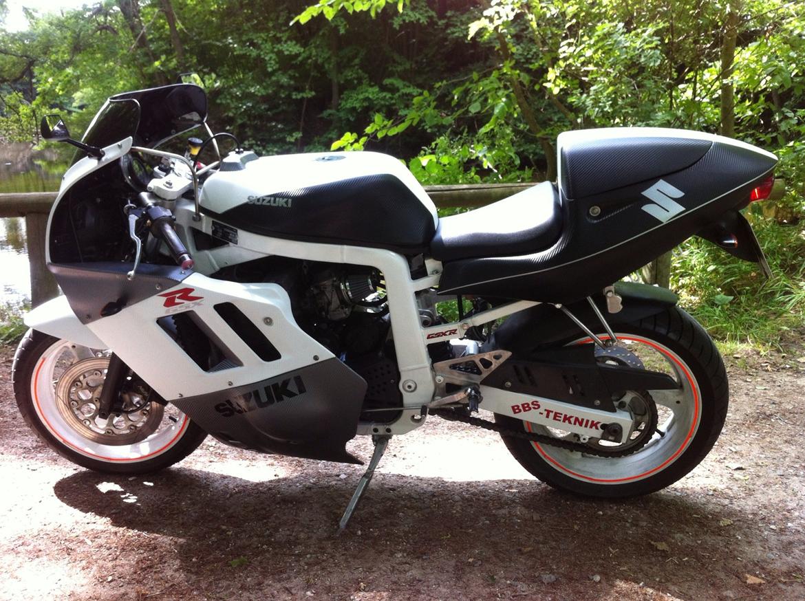 Suzuki GSX-R750 billede 1