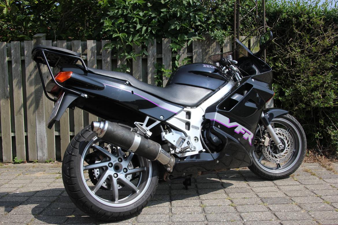 Honda VFR 750 - Ny Remus Carbon-udstødning - skøn dyb lyd! :-) billede 3