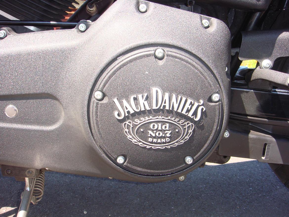 Harley Davidson Street Bob - Købt i Lynchburg Tennessee da jeg besøgte Jack D
 billede 12