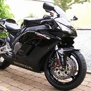 Honda cbr1000rr