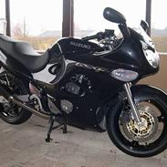 Suzuki gsx 600f solgt