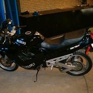 Suzuki GSX 750 F