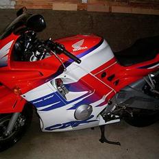 Honda cbr 600f 