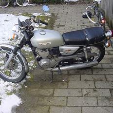 Suzuki GT 125 L
