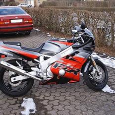 Yamaha FZR 600 US - Solgt