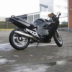 Suzuki GSX 600 F [Thisted]