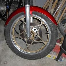 Suzuki GS 450 Twin <solgt>