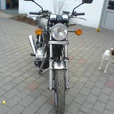 Suzuki gs 400