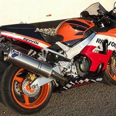Honda CBR 900 RR  SOLGT