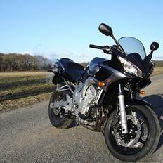Yamaha FZ6-S Fazer (SOLGT)