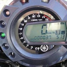 Yamaha FZ6-S Fazer (SOLGT)