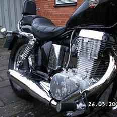 Suzuki Savage ls 650