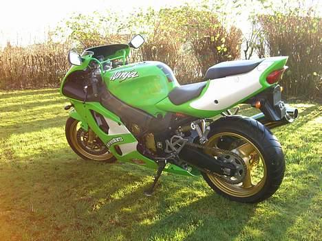 Kawasaki ZX7R  billede 14