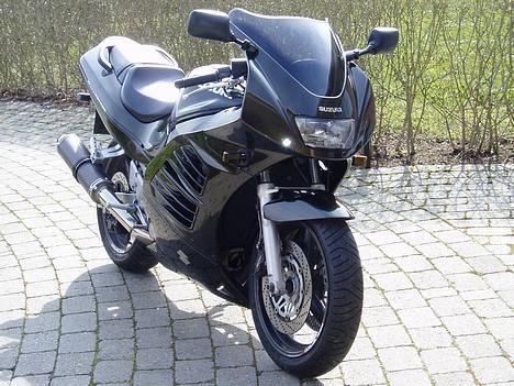 Suzuki RF 600 R - Forgaffel og bremser fra RF 900 R (310 mm) billede 3