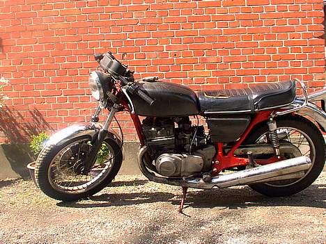 Suzuki GT 550 - før inden vi gik igang med noget billede 3